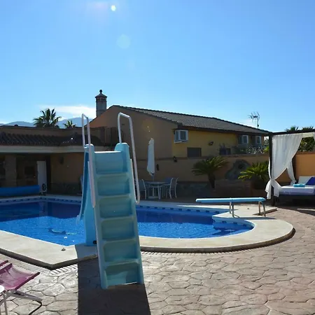 Villa La Alqueria *